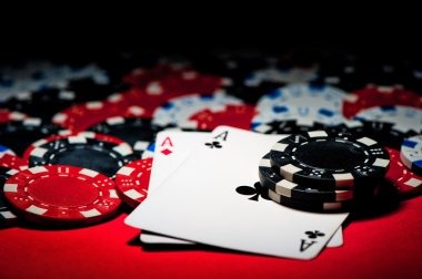 Antarmuka permainan Bonanza Gold di hotplay dengan gulungan emas dan simbol pertambangan